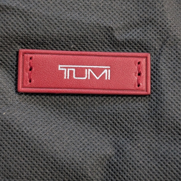 Tumi Large Dust Bag / Bag Cover - Picture 2 of 3